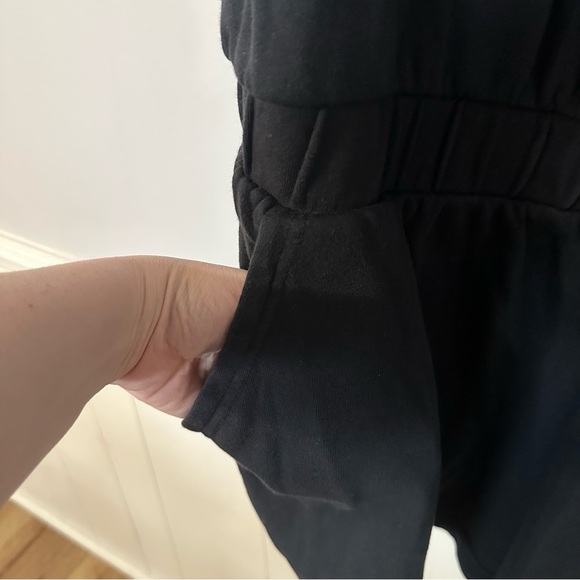 Nike Women’s Black Sleeveless Crewneck Shorts Style One-Piece Romper Sz 2X GUC - Picture 7 of 10